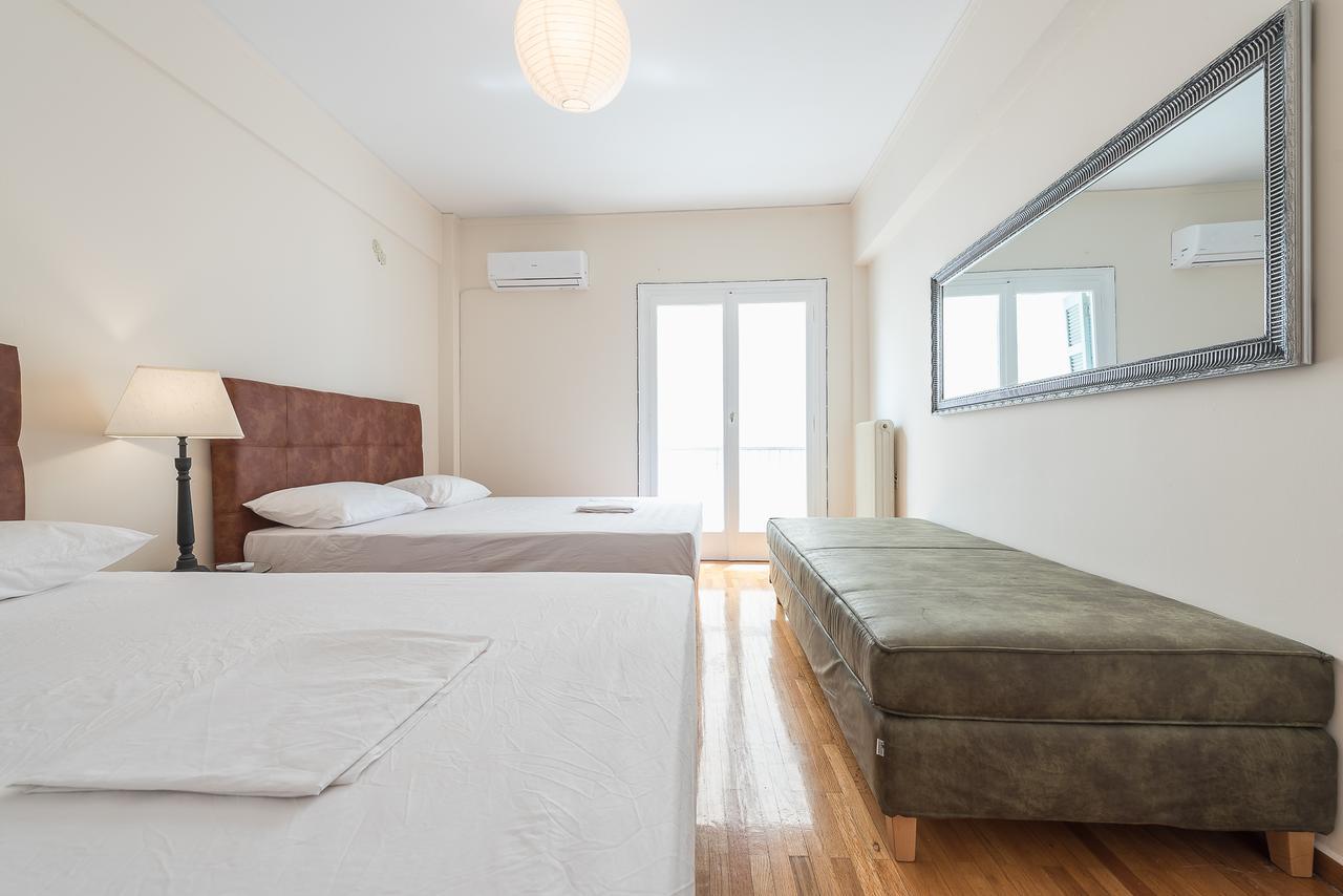 Athens Crown Paradise Apartments Exteriör bild